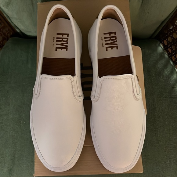 NWB Frye Slip On Leather Sneakers (US 9) - Picture 3 of 9